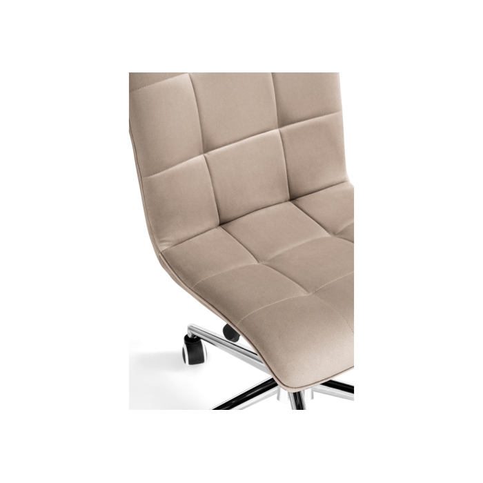 Компьютерное кресло Квадро бежевое / хром