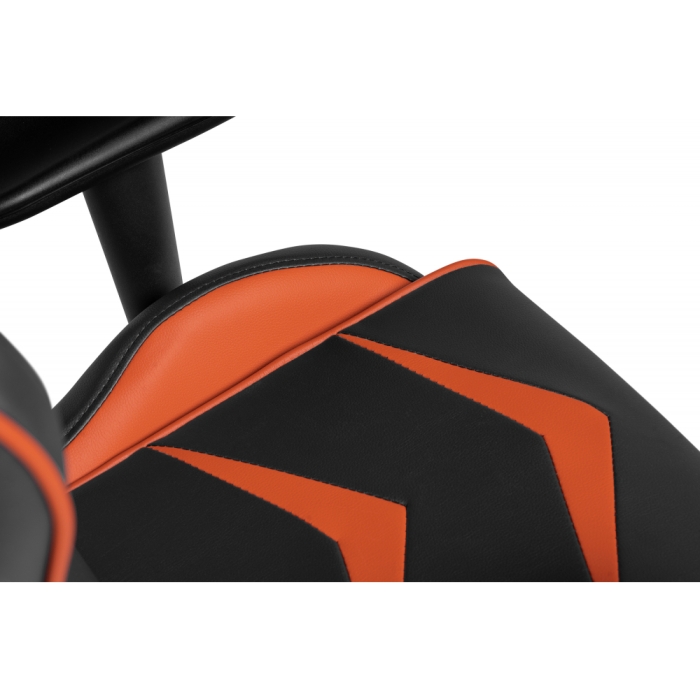 Компьютерное кресло Racer черное / оранжевое