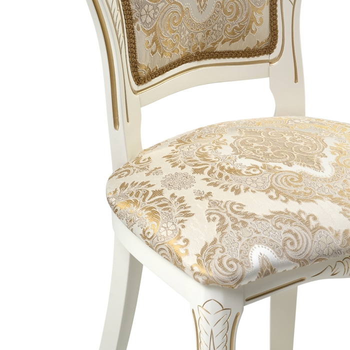 Деревянный стул Bronte молочный с патиной